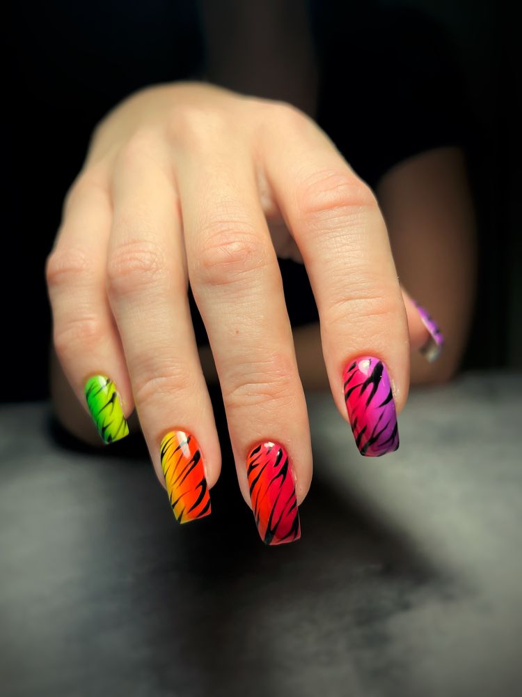 Manicure hybrydowy / przedłużanie żelem