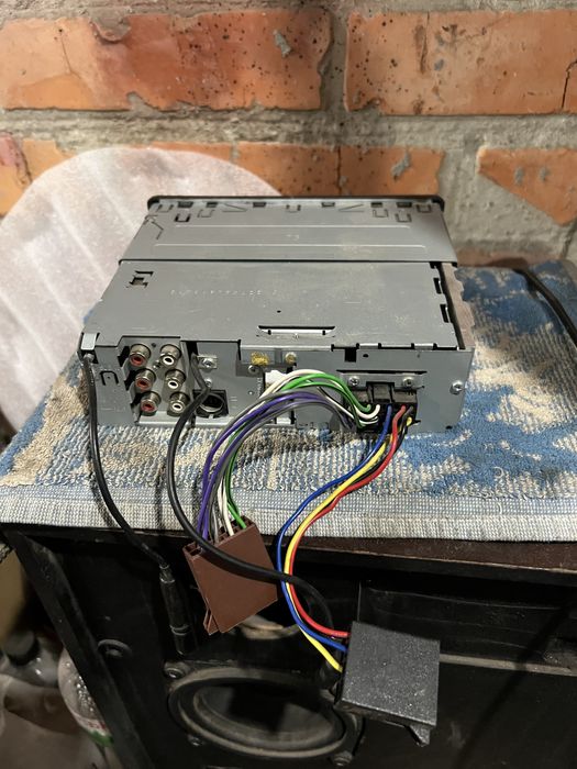 Продам магнітолу JVC KD-G722