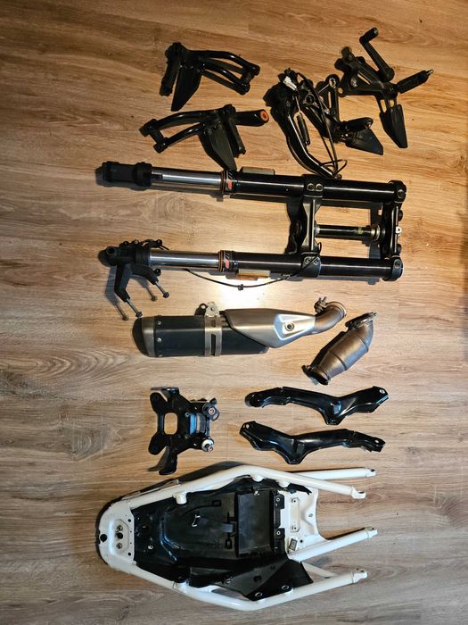 Ktm Duke 125/390 / licznik / lagi / amortyzator / części