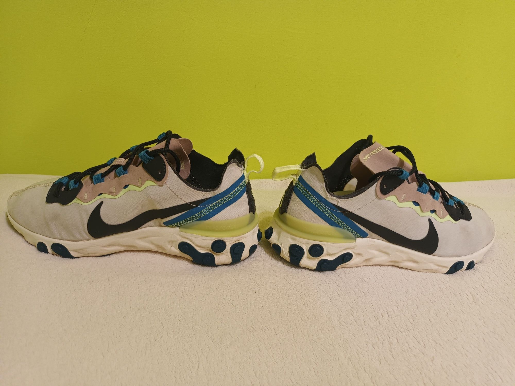 Кроссовки Nike react