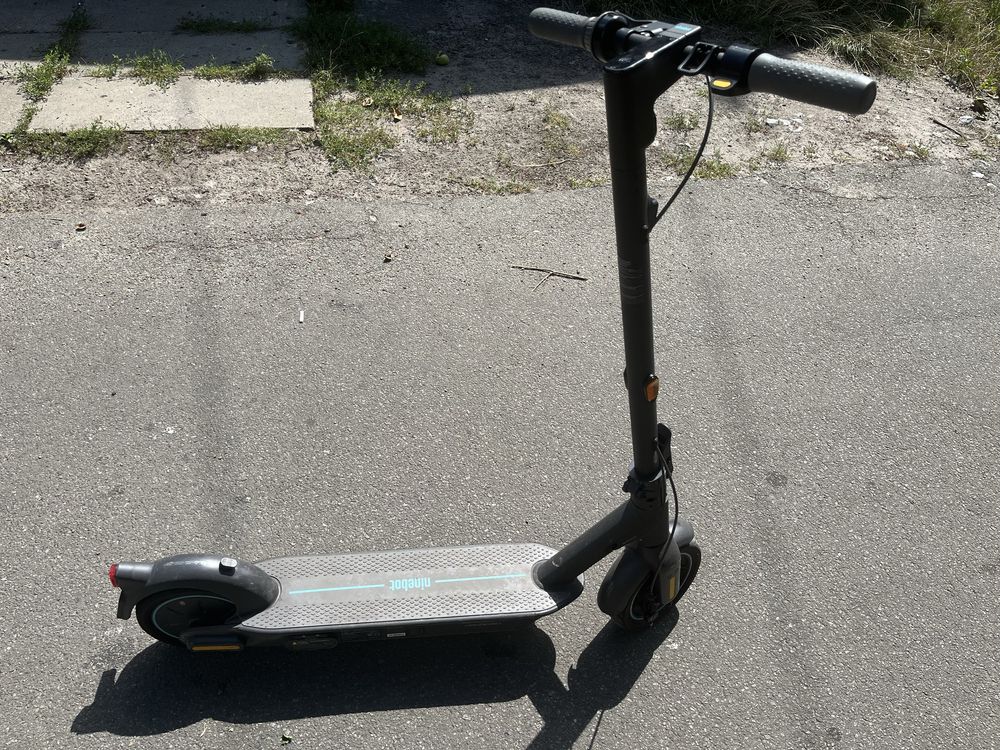 Електросамокат NINEBOT MAX G30