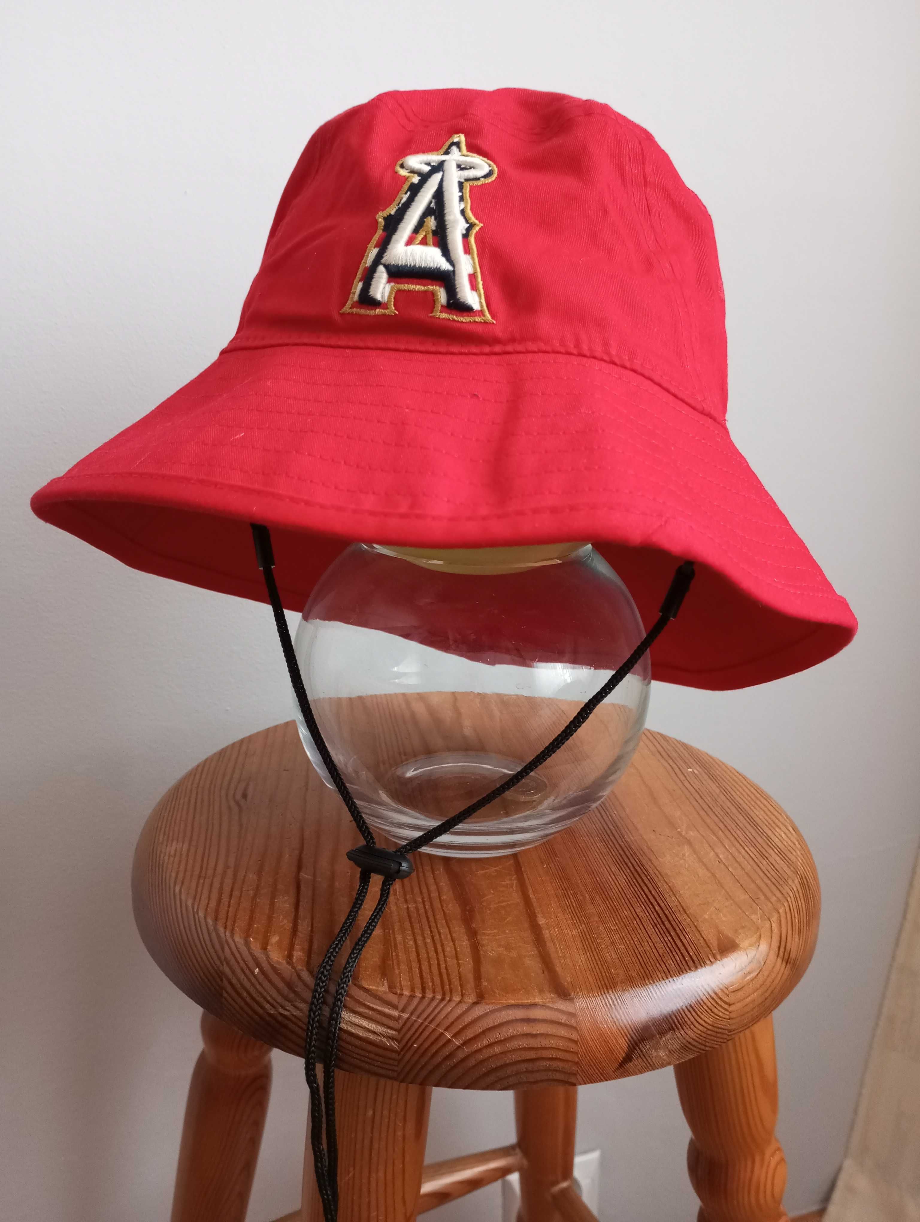 Kapelusz New Era American Bucket Czerwony rozm. uniwersalny