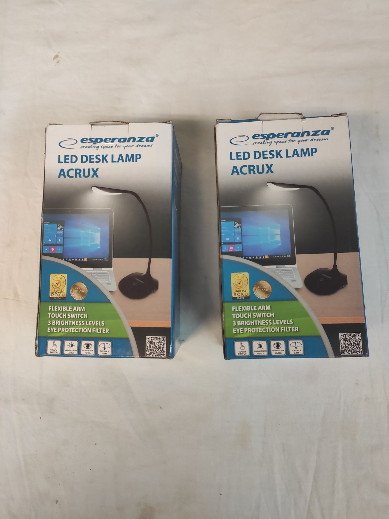 Lampka LED biurkowa stojąca