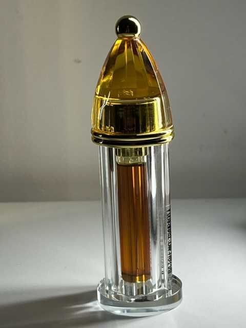 Ajmal Dahn Al Oudh Madeh perfumy w olejku (attar)