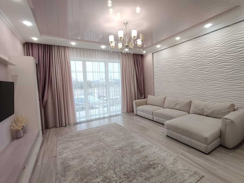 Продається сучасний будинок з дизайнерським ремонтом в с. Шипинці