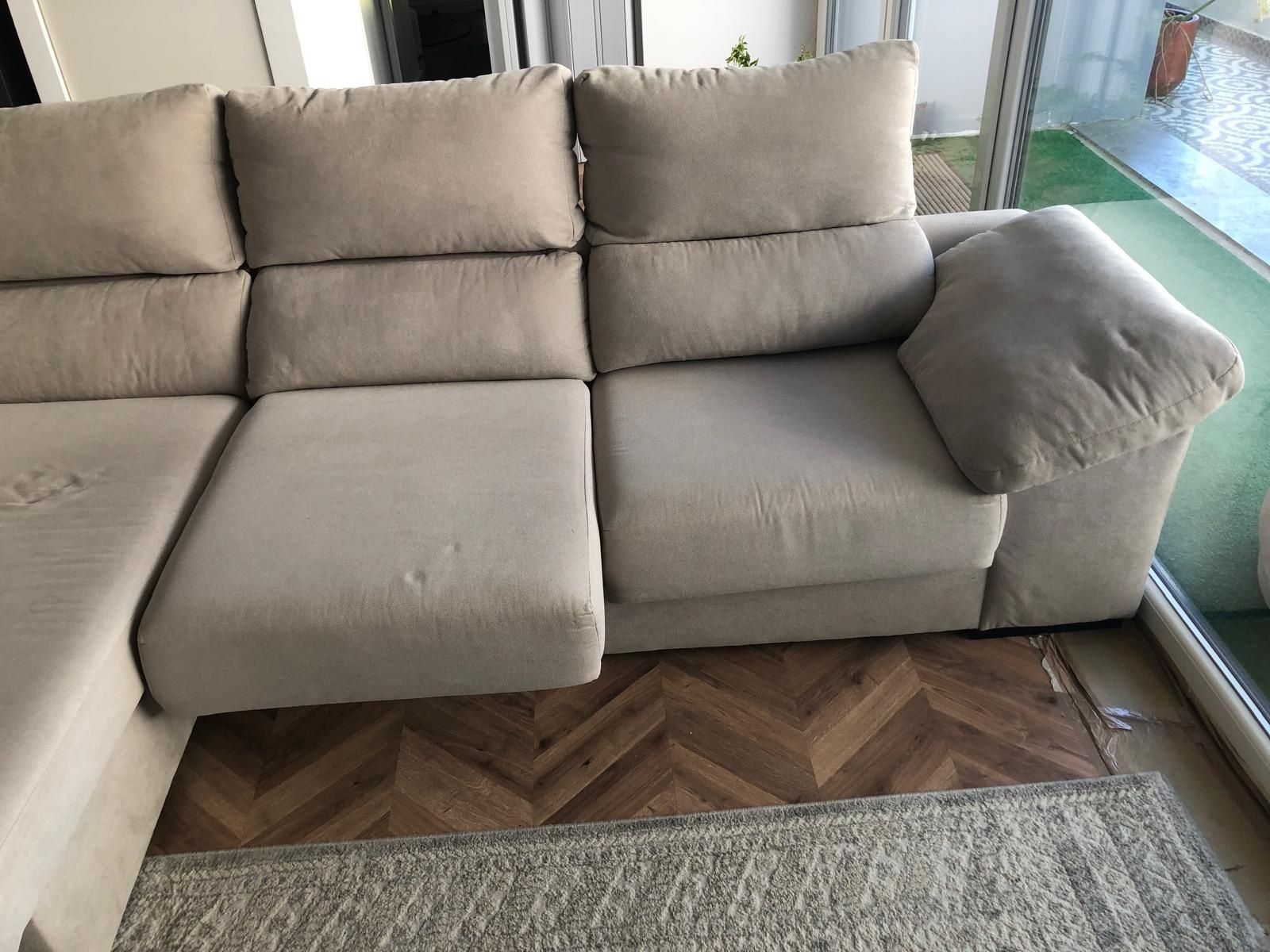 Sofá chaise longue cor areia - Usado - Boa oportunidade