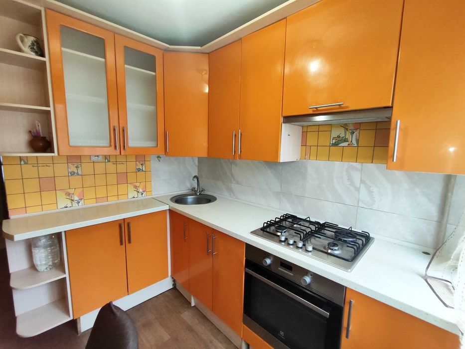 Здається 1кімнатна кв-ра в центрі