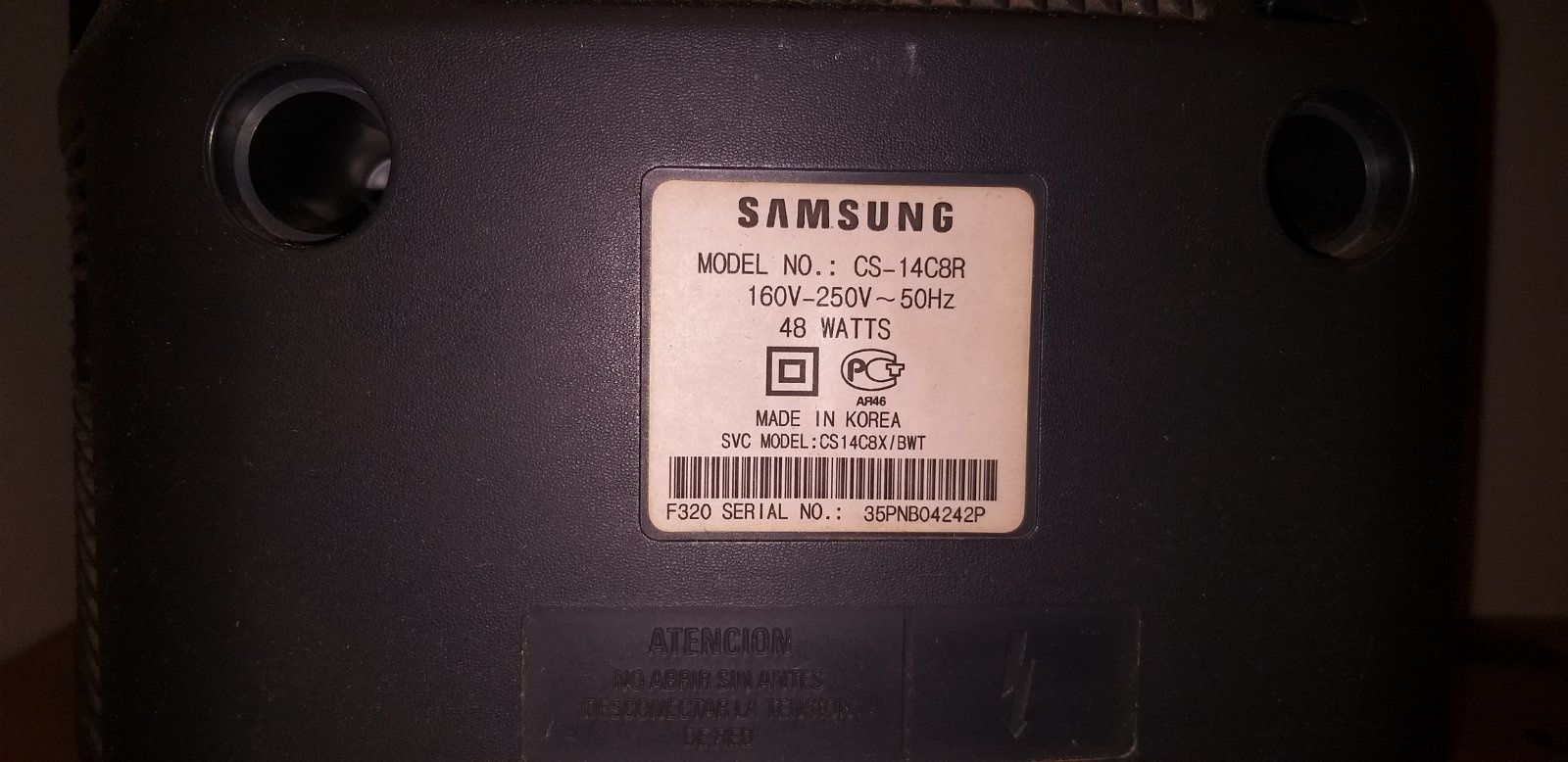 Продам телевизор Samsung, самсунг с креплением на стену