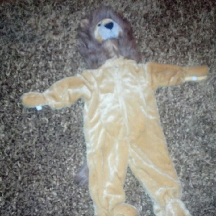 Kombinezon z futerka.