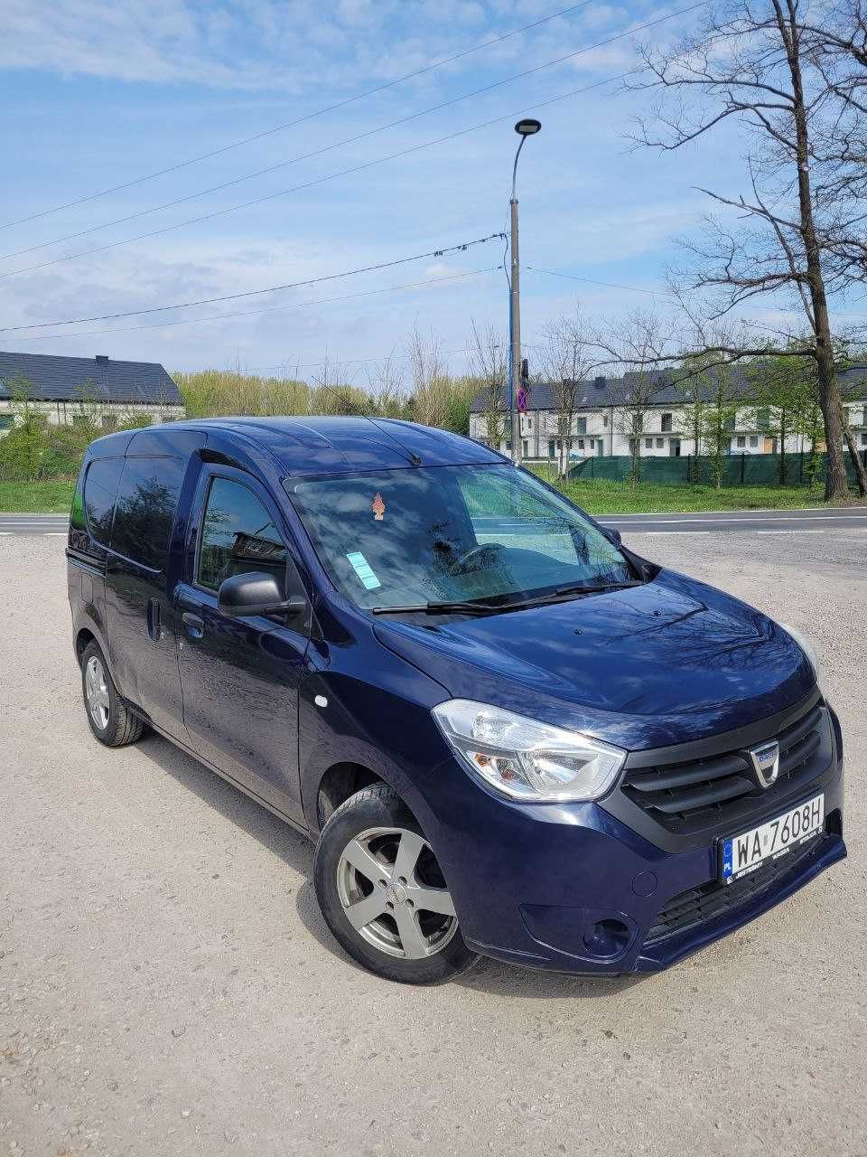 Dacia Dokker, benzyna - niski przebieg.