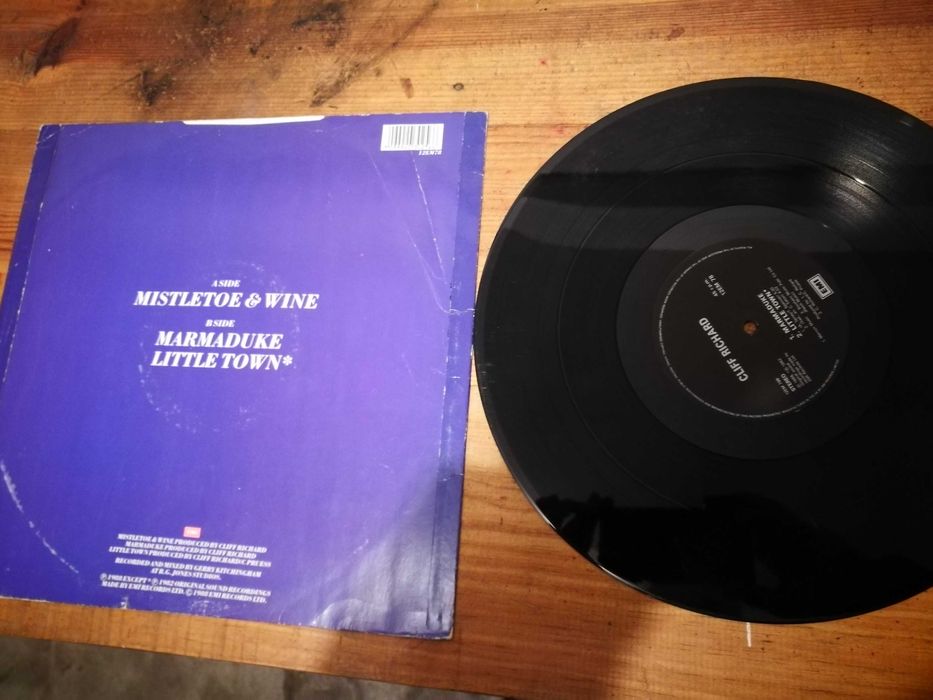 CLIFF   RICHARD - Mistletoe & Wine MAXI