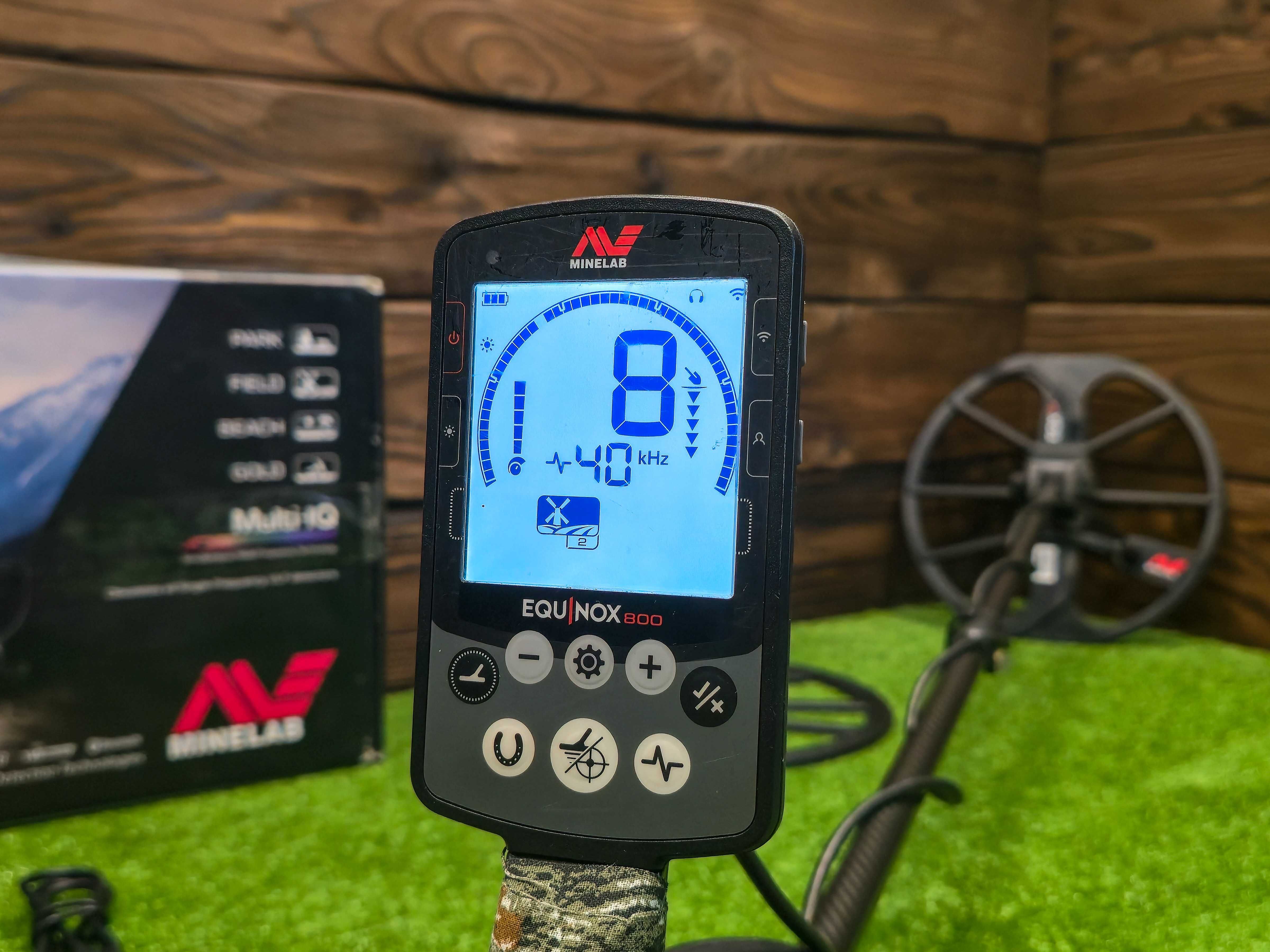Металошукач Minelab Equinox 800