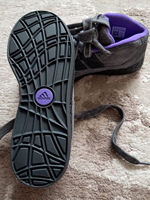 Кроси, кросівки адідас, adidas осінь - зима ВСІ розміри. Розпродаж.