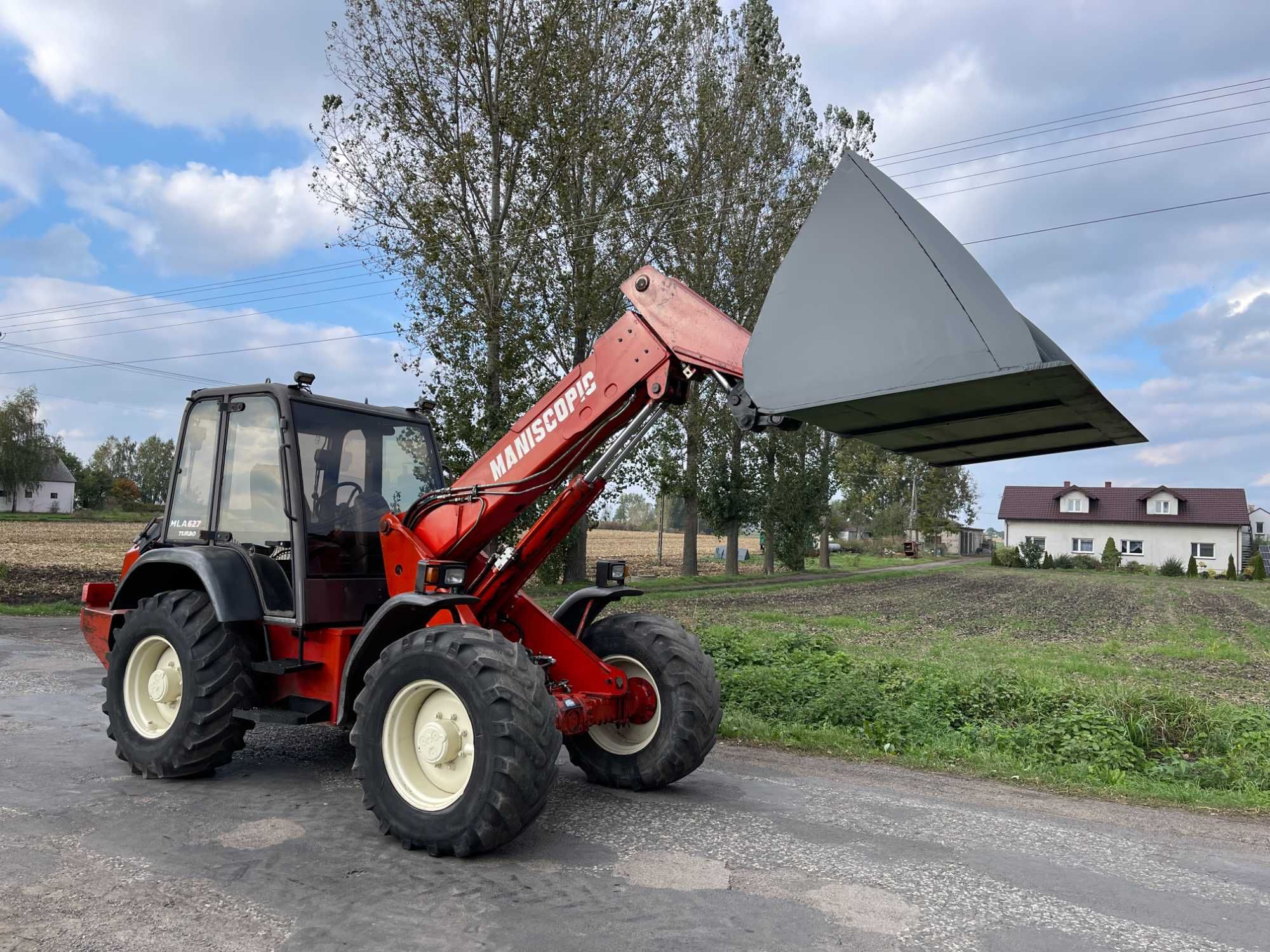 Ładowarka przegubowa teleskopowa Manitou MLA 627*Joystick*4X4*jcb tm