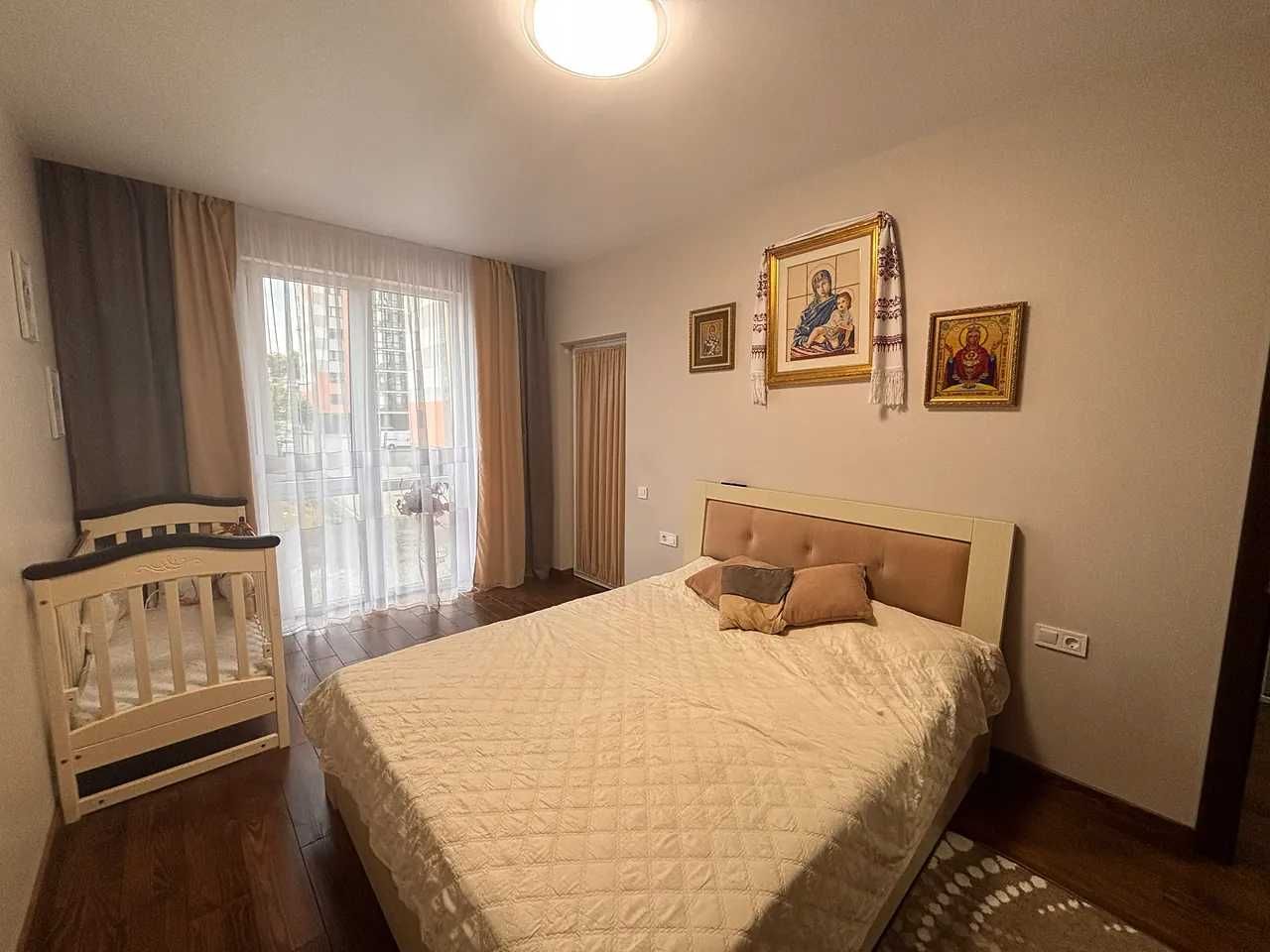 Продається таунхаус з ремонтом у місті