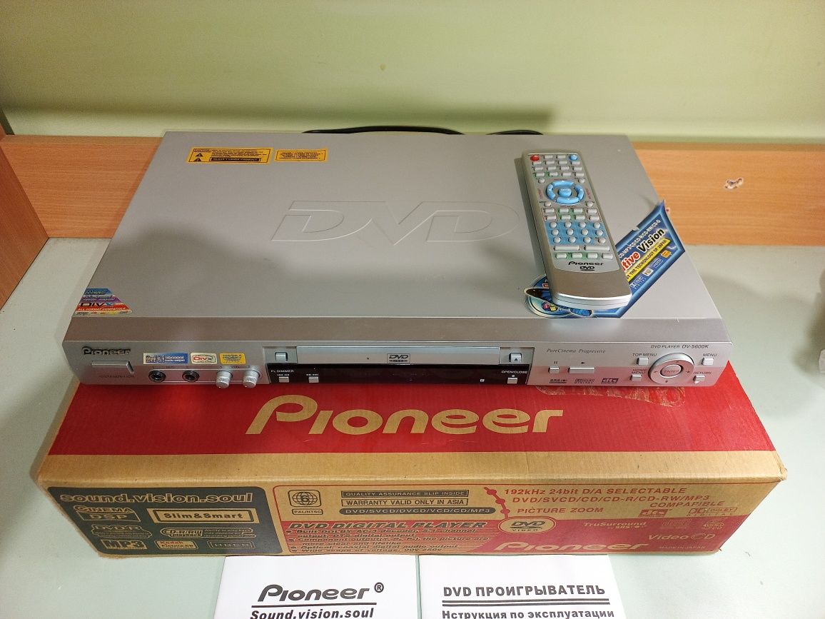Продам б/в Pioneer Dvd player DV-5600k