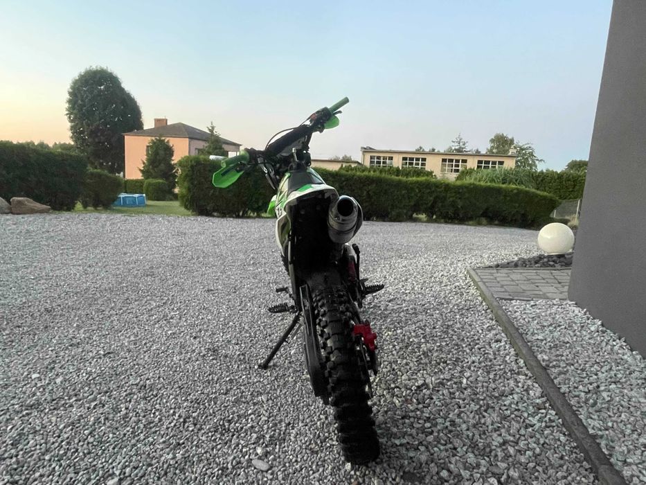 Cross RFZ 125 Apollo Jaguar