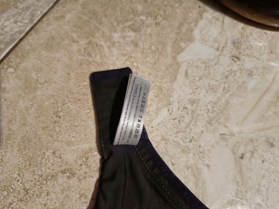 Biustonosz czarny 75 E