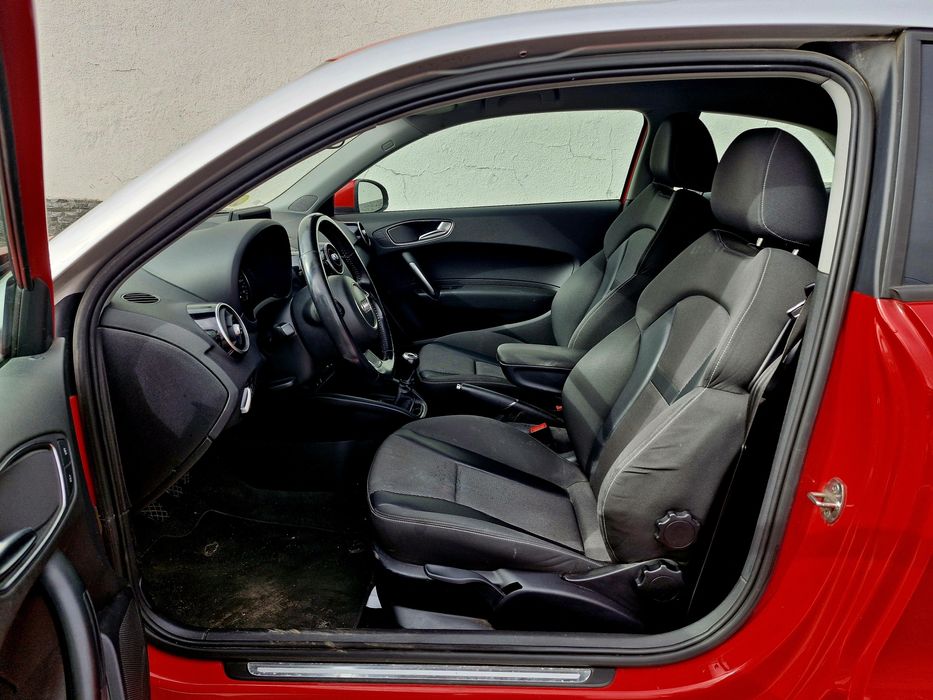 AUDI A1 1.6 TDI 105CV LINE SPORT