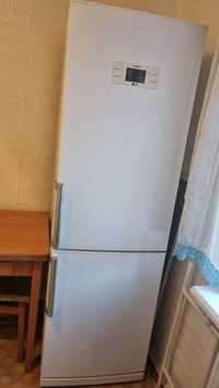 Продам холодильник lg
