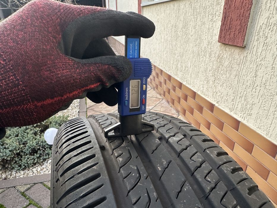 Резіна  BARUM  205/55/16