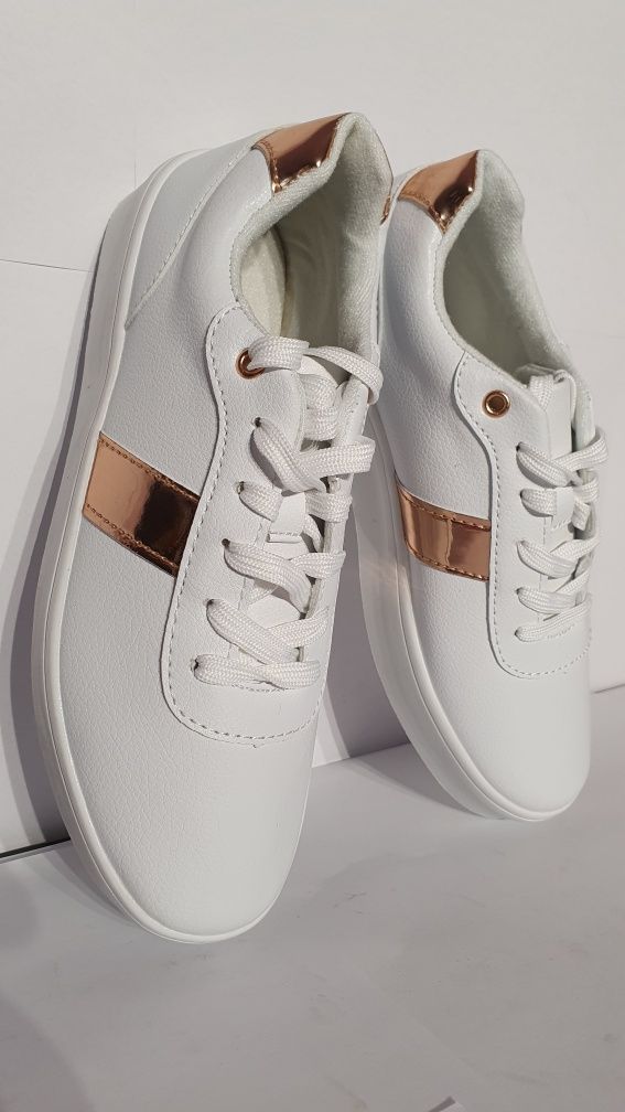 Buty nowe damskie sportowe białe niemiecka marka rozmiar 37