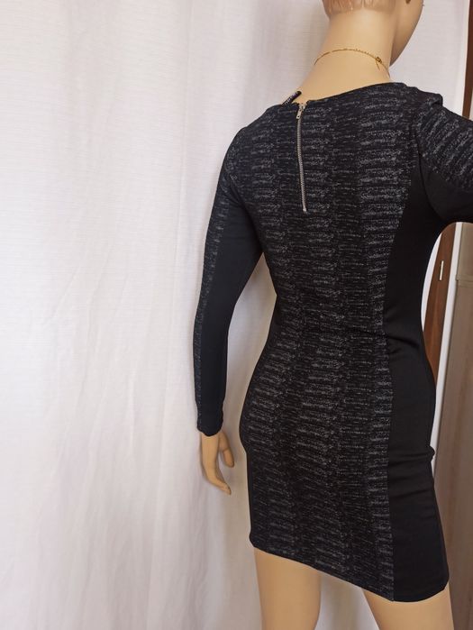 Sg Sukienka damska 34 , XS H&M mała czarna 34 , XS  , obcisła sukienka