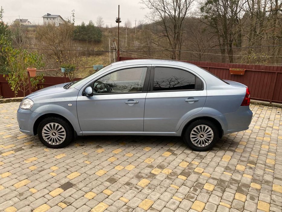 Продам Chevrolet Aveo Автомат в ідеальному стані