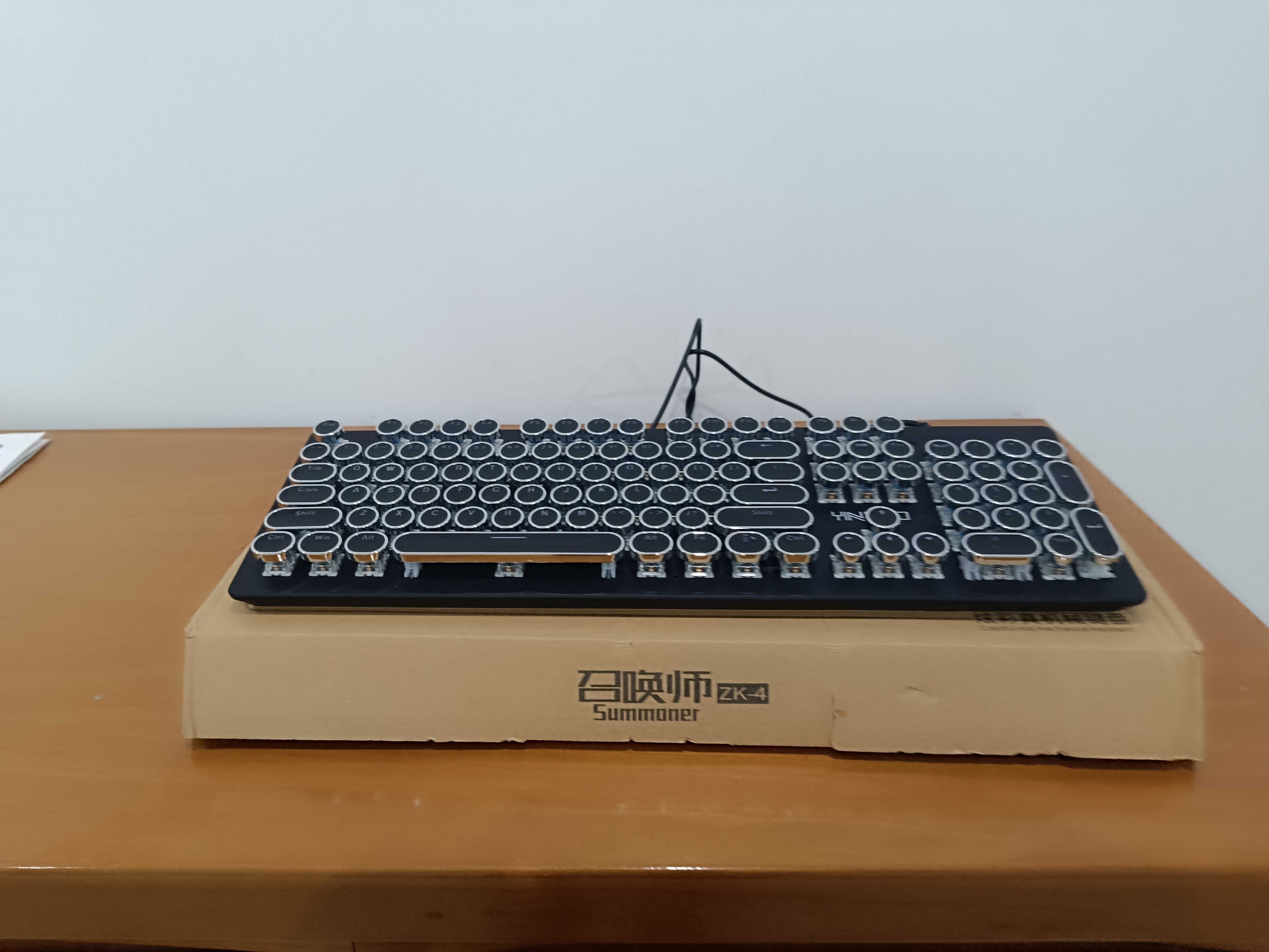 Teclado PC eléctro iluminado