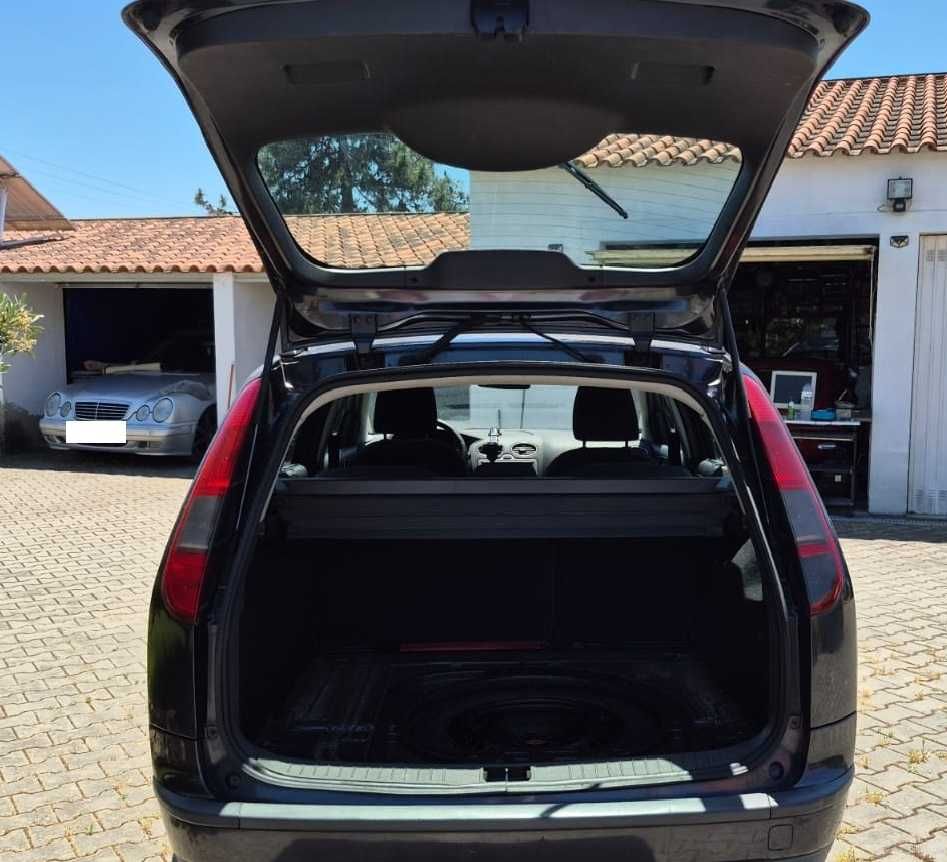 Ford Focus II Turnier 1.6 TDCi - Nacional | Muito Económico e Fiável