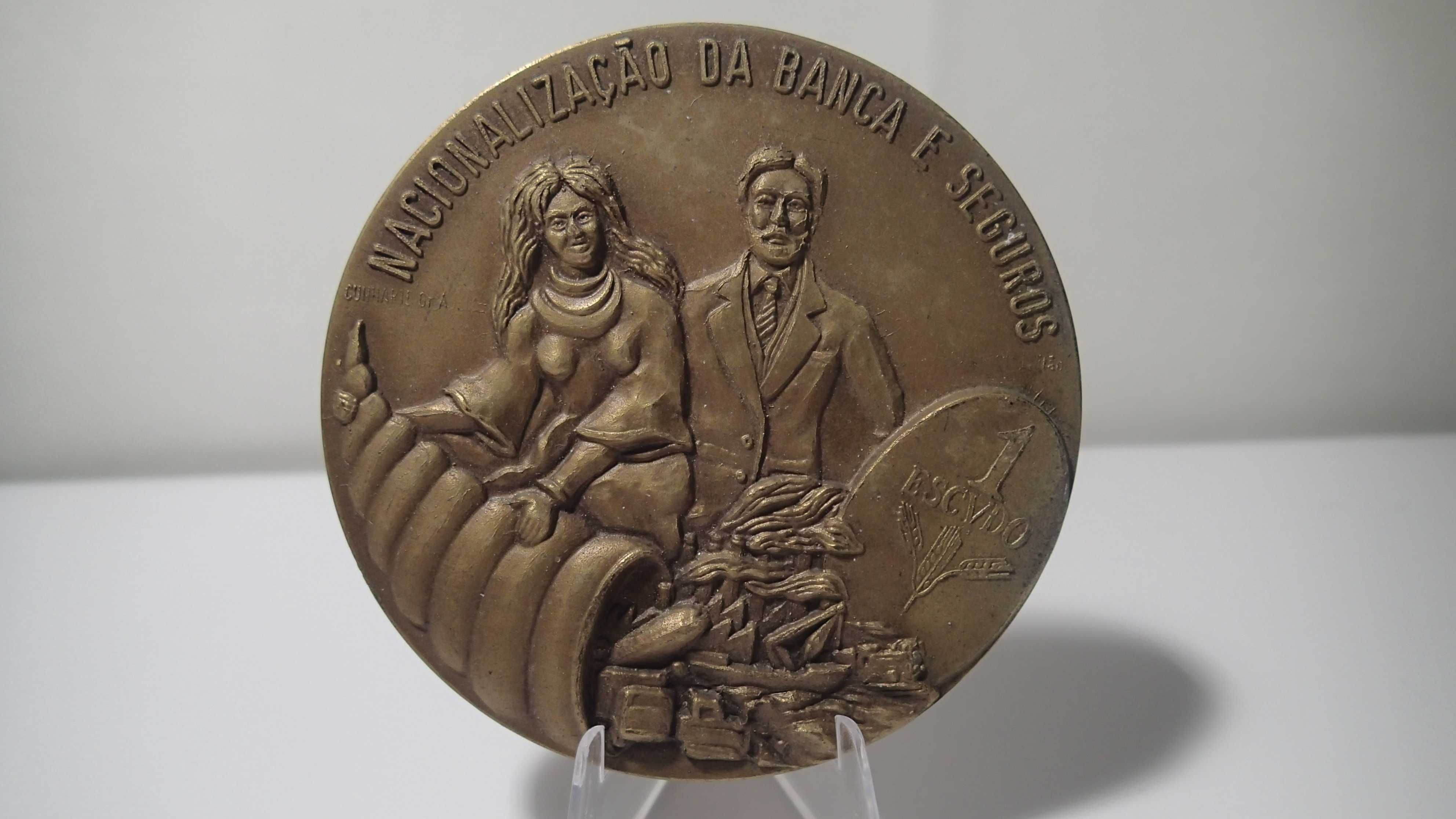 Medalhas Bronze da Nacionalização da Banca e Seguros