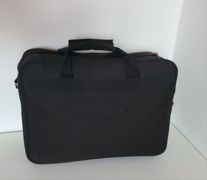 Dwukomorowa torba na laptopa