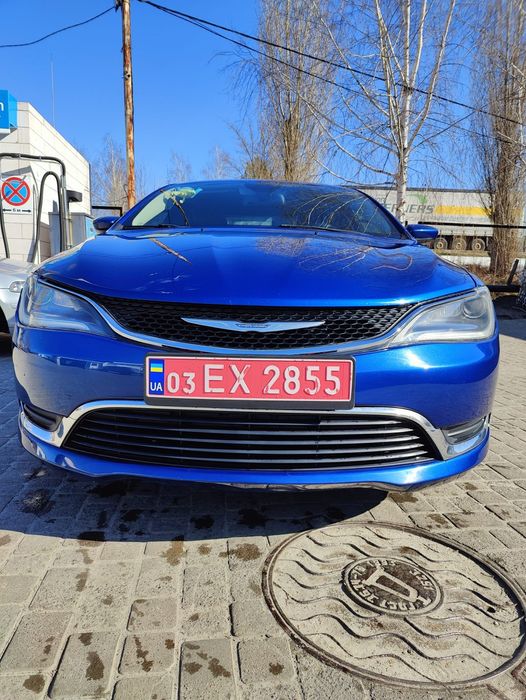 Продам Chrysler 200