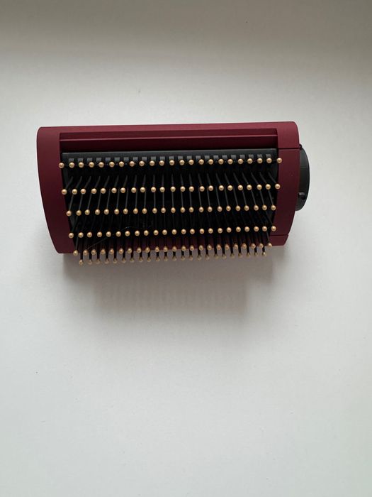 Насадка на стайлер Dyson нова