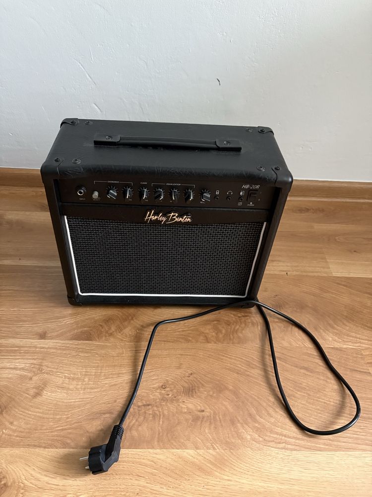 (Zestaw)(GWARANCJA 3LATA)Gitara elektryczna RX-10BK+PIEC HB-20R I INNE