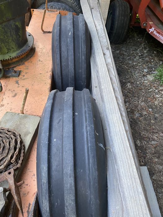Opony 11.5/80r15.3 Przyczepa Kombajn.
