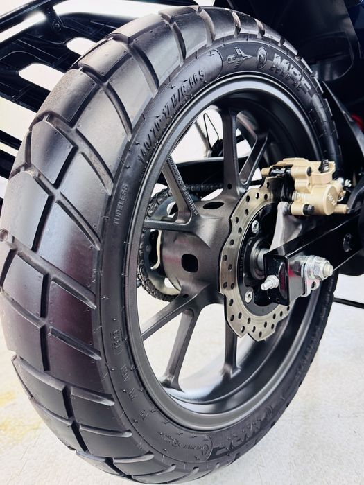 новий мотоцикл Honda CB200X ABS 2024р тільки з Японії є доставка