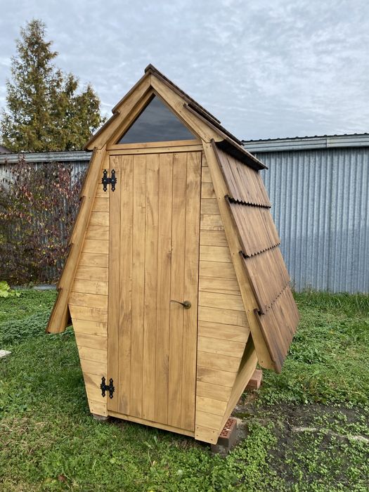 Toaleta drewniana, WC na działkę, budowę, domek narzędziowy