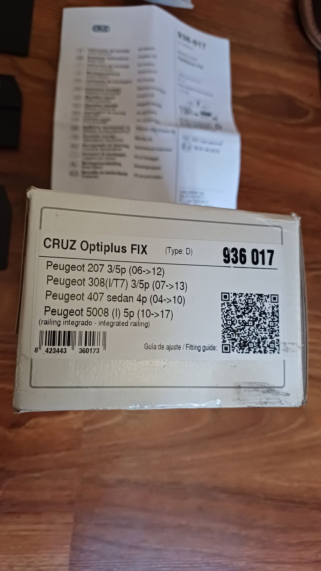 Zestaw do montażu belki bagażnika dachowego CRUZ Optiplus FIX