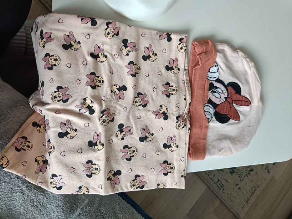Zestaw czapka i komin Myszka Minnie 86-98