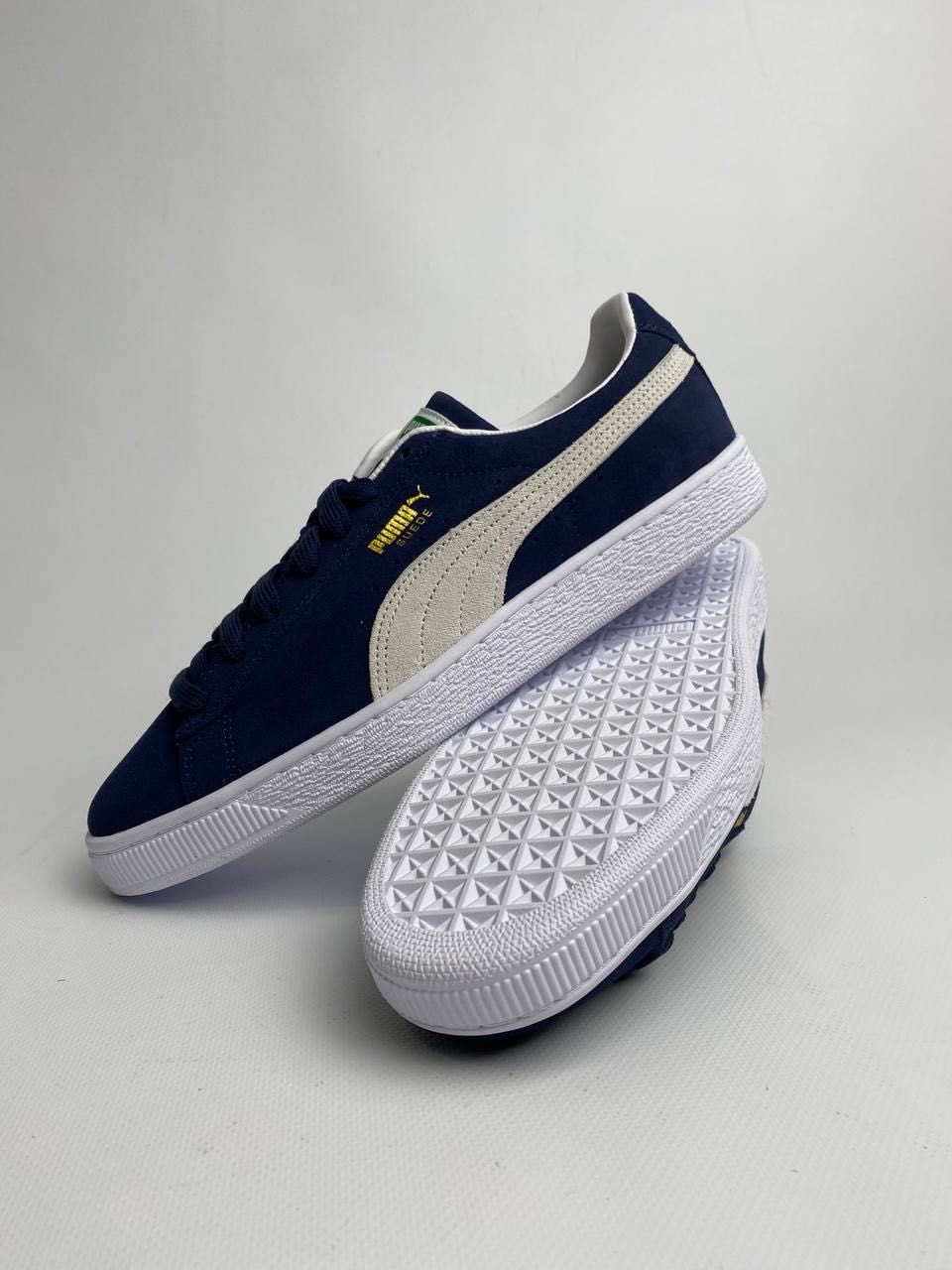 Кросівки чоловічі Puma Suede Classic Xxi