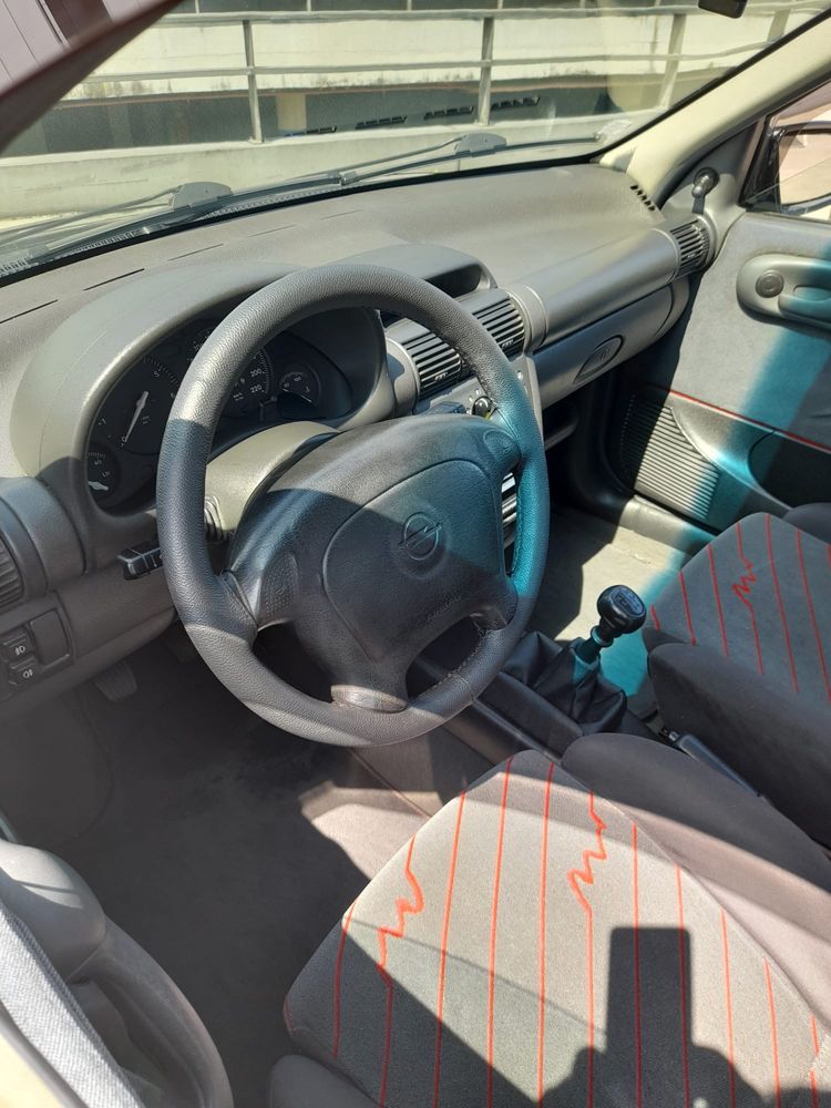 Opel Corsa 1.6 16V GSI