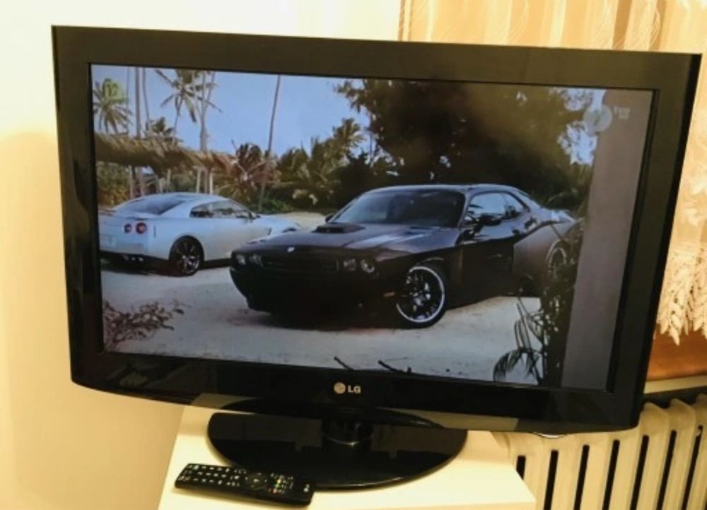 Telewizor LCD Lg 32LD320 32" Hd Ready