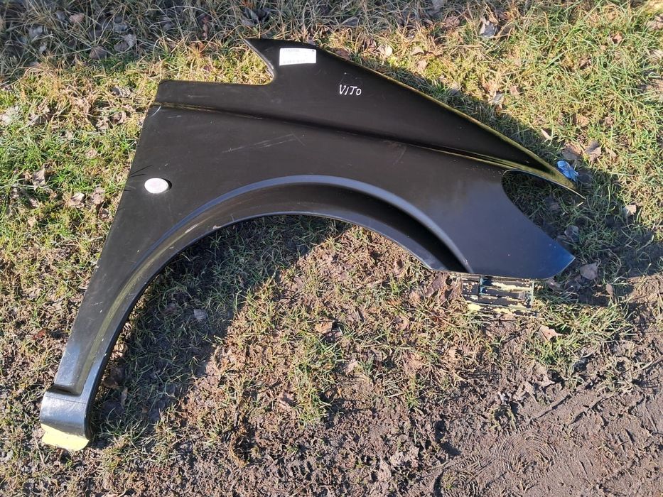 Błotnik prawy przedni Mercedes Vito w639 lift