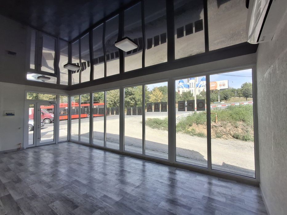 Оренда торгового приміщення по вул.Південно-кільцева  30м2 деталі по т