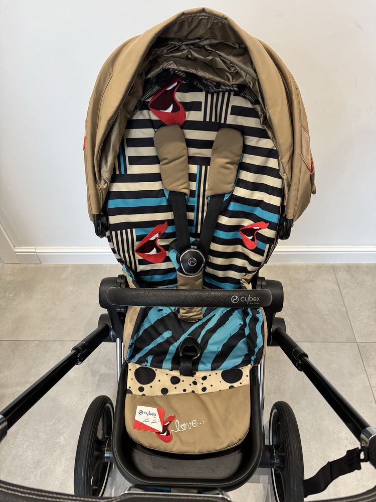 Spacerówka Cybex Priam 4.0 by Karolina Kurkova / Chrome Black