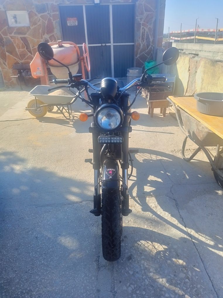 Moto 125 bullit Hunt