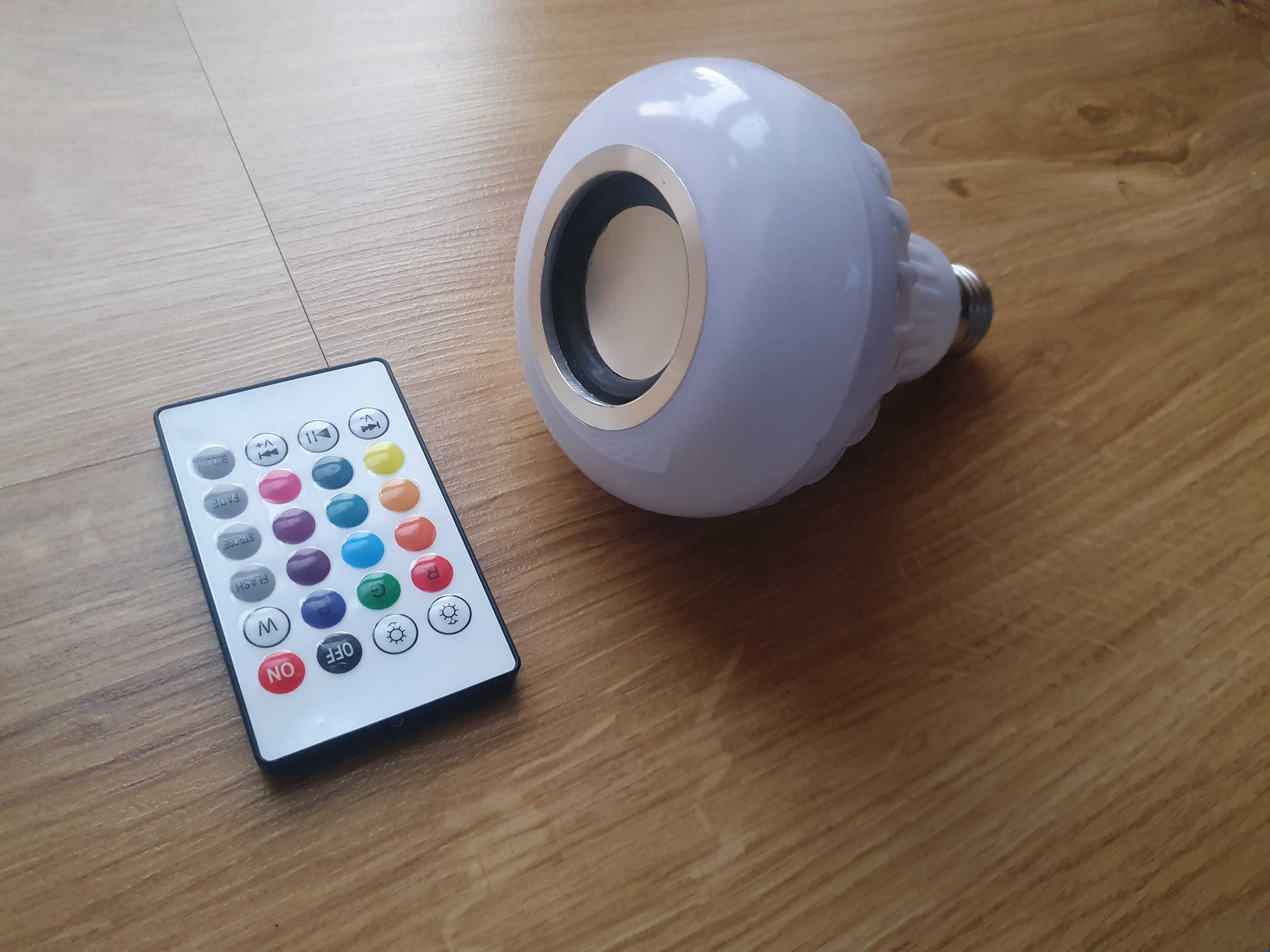 Głośnik lampa Bluetooth-zmienne oświetlenie, sterowany pilotem NOWY