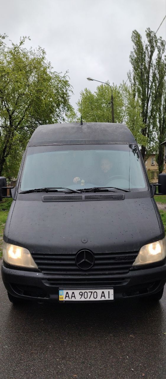 Mercedes Benz Sprinter