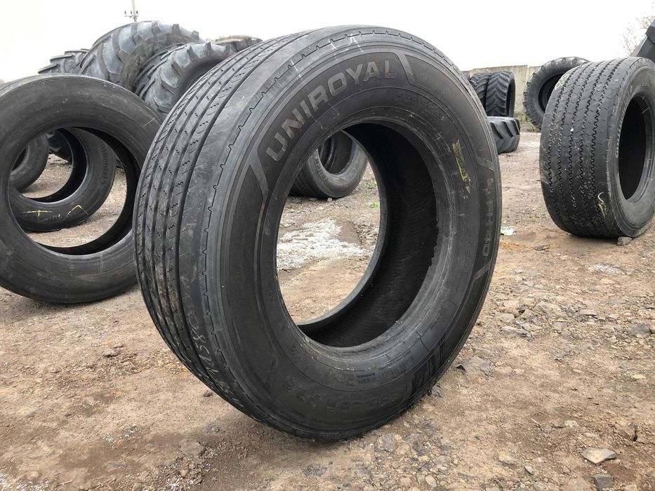 385/55R22.5 Opona UNIROYAL FH40 Przód 40